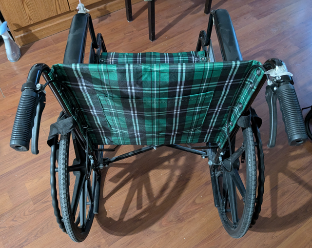 Foldable Wheelchair for sale - Photo 3