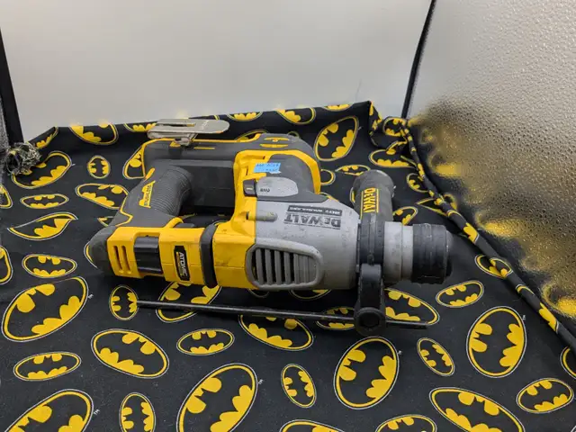 Dewalt DCH172 5/8' Rotary Hammer (#2954) - Photo 4