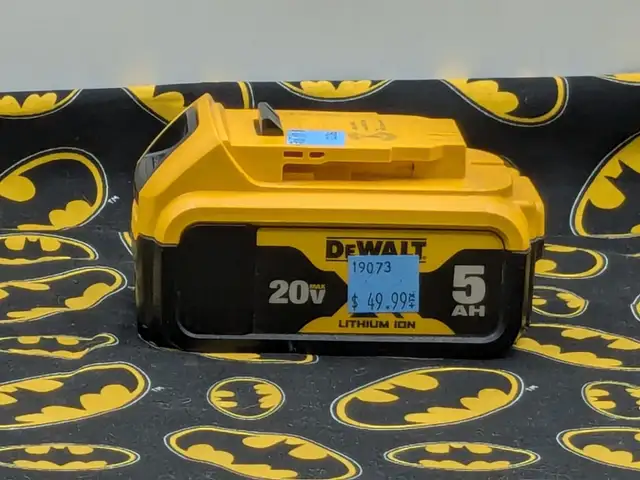 Dewalt DCB205 5AH Battery 2022 (#19073)