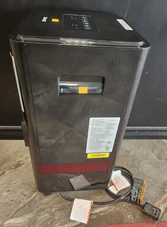 Danby Air Conditioner 5150BTU with Window Kit No Remote - Photo 4