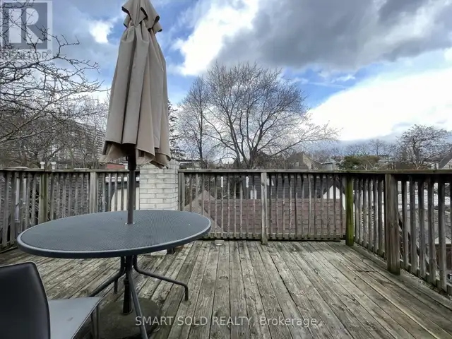 For Sale: Rare DT Detached   Coach House | Cabbagetown - Photo 10