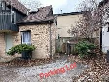 For Sale: Rare DT Detached   Coach House | Cabbagetown - Photo 12