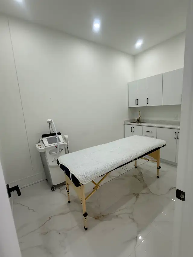 Spa room for rent - Photo 2