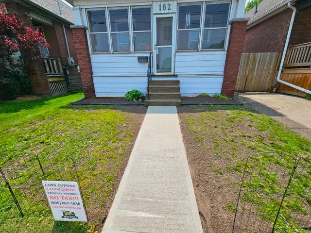 Landscaping - Photo 6