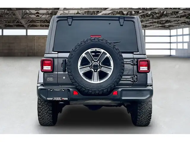 2019 Jeep WRANGLER UNLIMITED Sahara V6 | 6Spd Manual | Alpine NA - Photo 4