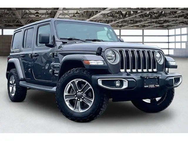 2019 Jeep WRANGLER UNLIMITED Sahara V6 | 6Spd Manual | Alpine NA - Photo 11