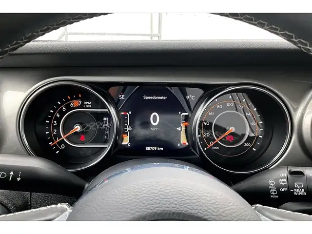 2019 Jeep WRANGLER UNLIMITED Sahara V6 | 6Spd Manual | Alpine NA - Photo 20