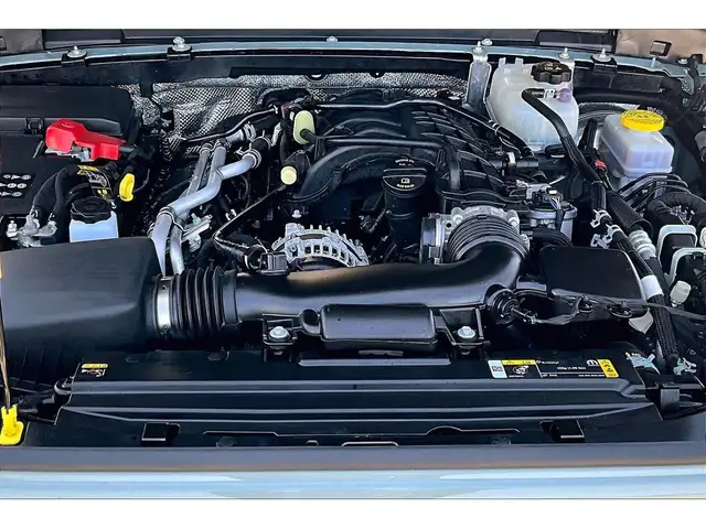 2024 Jeep Wrangler Sahara V6 |Skytop |McKinley Leather |Alpine | - Photo 9