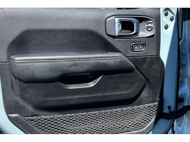 2024 Jeep Wrangler Sahara V6 |Skytop |McKinley Leather |Alpine | - Photo 18