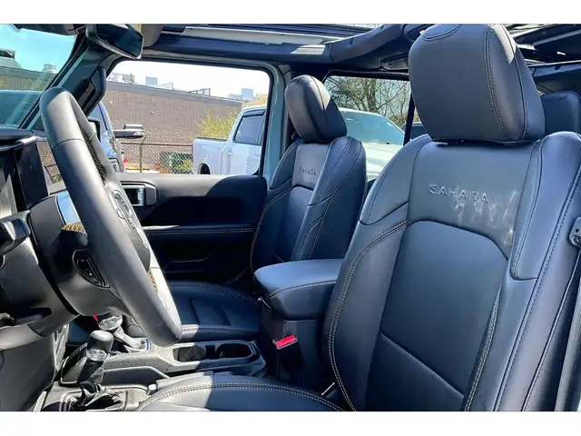 2024 Jeep Wrangler Sahara V6 |Skytop |McKinley Leather |Alpine | - Photo 25