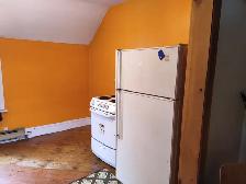 One bedroom apartment 16th Markham ALL INCLUSIVE