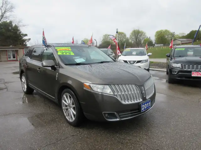 2011 Lincoln MKT MKT