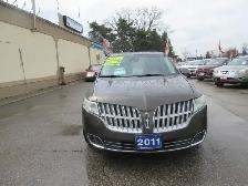 2011 Lincoln MKT MKT - Photo 2