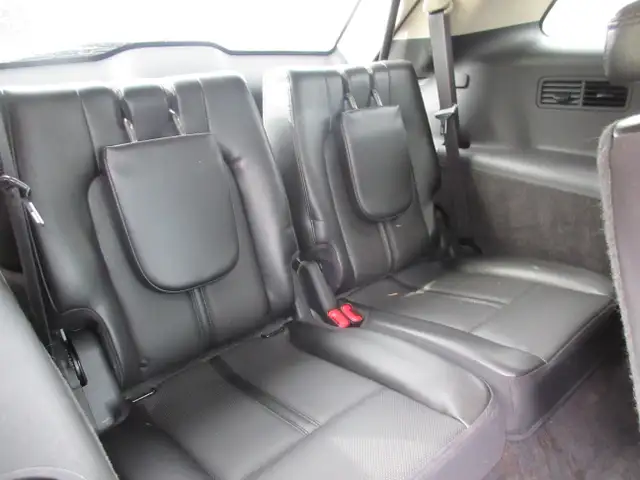 2011 Lincoln MKT MKT - Photo 11