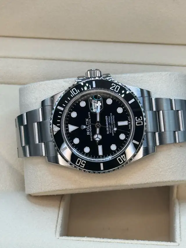 2024 Rolex Submariner Date 126610LN - Photo 2