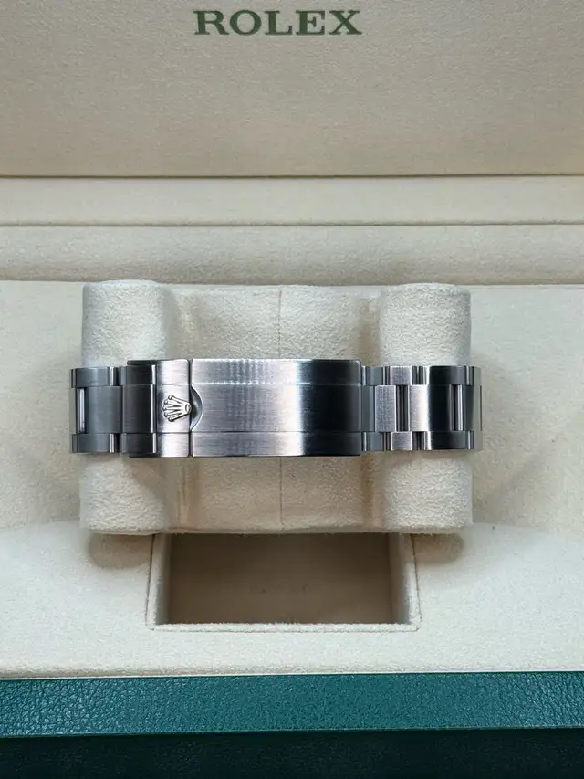 2024 Rolex Submariner Date 126610LN - Photo 5