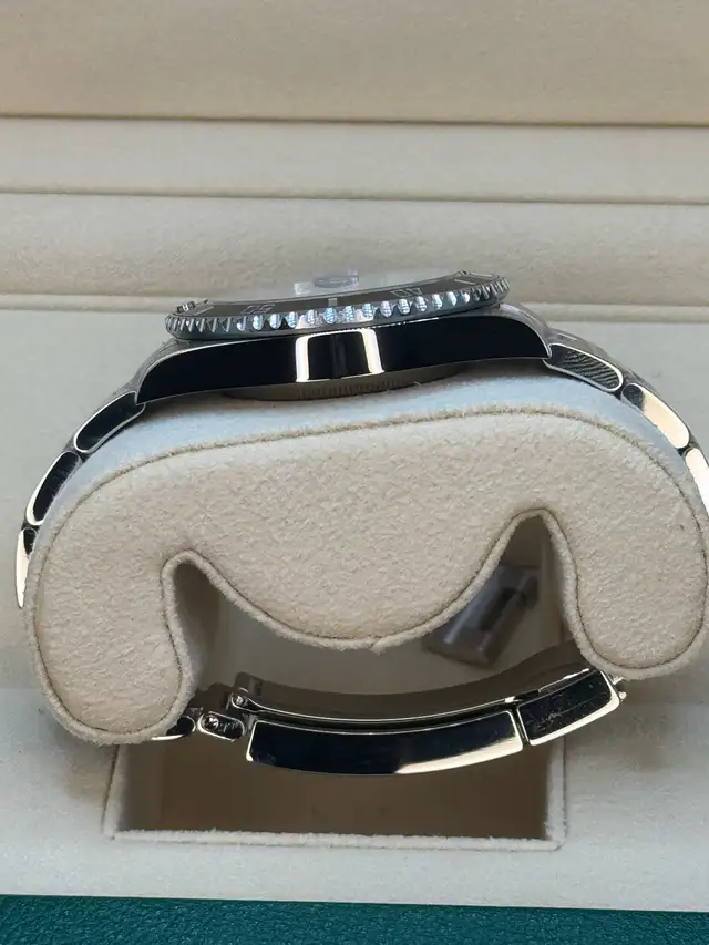 2024 Rolex Submariner Date 126610LN - Photo 7