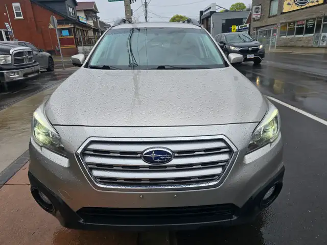 2017 Subaru Outback - Photo 2