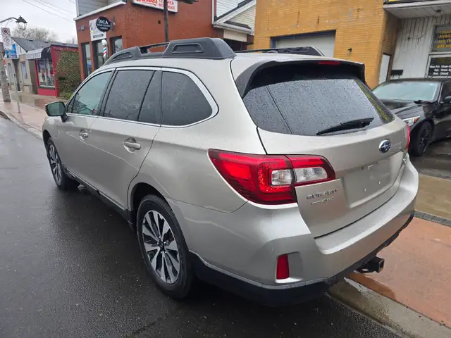 2017 Subaru Outback - Photo 5
