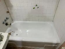 Bathroom Bathtub & Tile Restoration – Clean & Smooth Finish