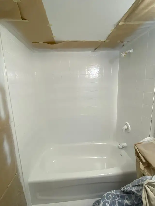 Bathroom Bathtub & Tile Restoration – Clean & Smooth Finish - Photo 10