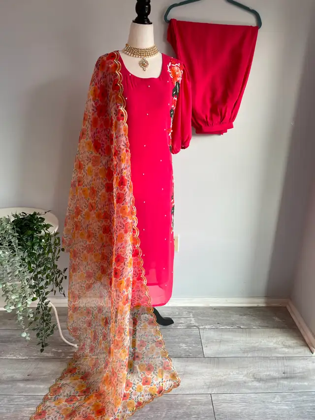 Indian Ethnic Wear - Photo 6