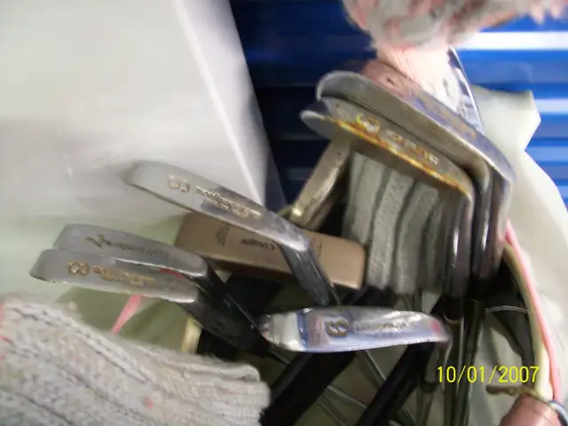 LADIES LEFT HAND GOLF CLUBS 11 clubs balls/tees $85/set. - Photo 3