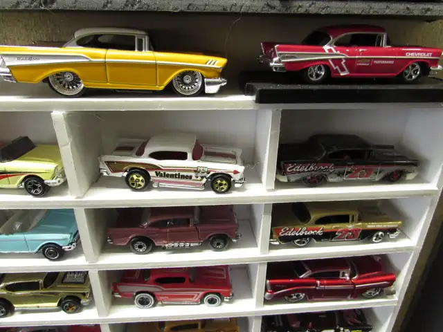 Hot Wheels  55-57 Chevrolet Tri-Five collection - Photo 4