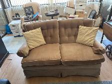Free delivery used vintage Brown Loveseat Sofa with Tufted Back - Photo 4