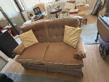 Free delivery used vintage Brown Loveseat Sofa with Tufted Back - Photo 8