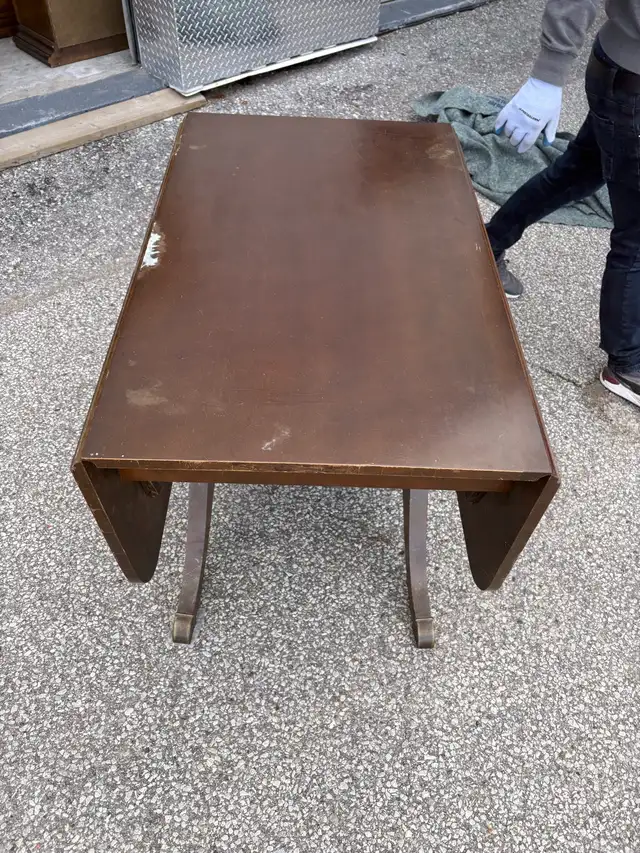Free delivery used Drop leaf dining table