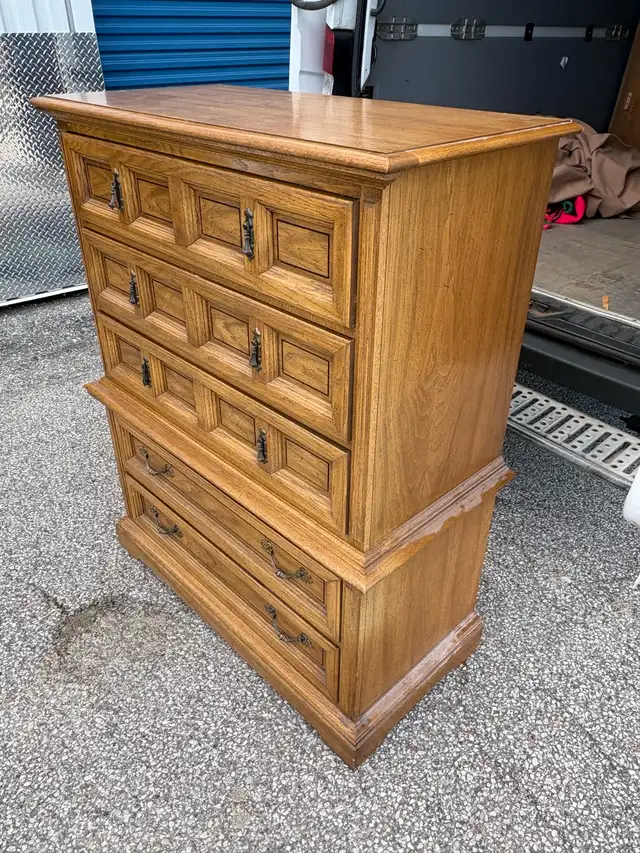Free delivery used Solid Oak Wood Dresser Chest of Drawers - Photo 4