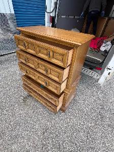 Free delivery used Solid Oak Wood Dresser Chest of Drawers - Photo 10