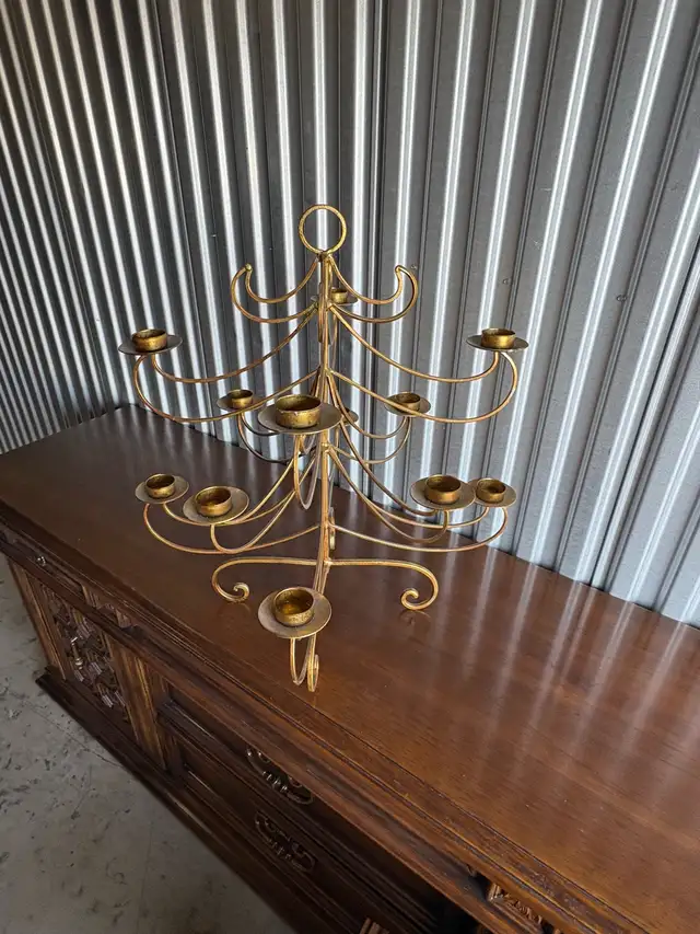 Free delivery used antique Gold Metal Candelabra - Photo 3