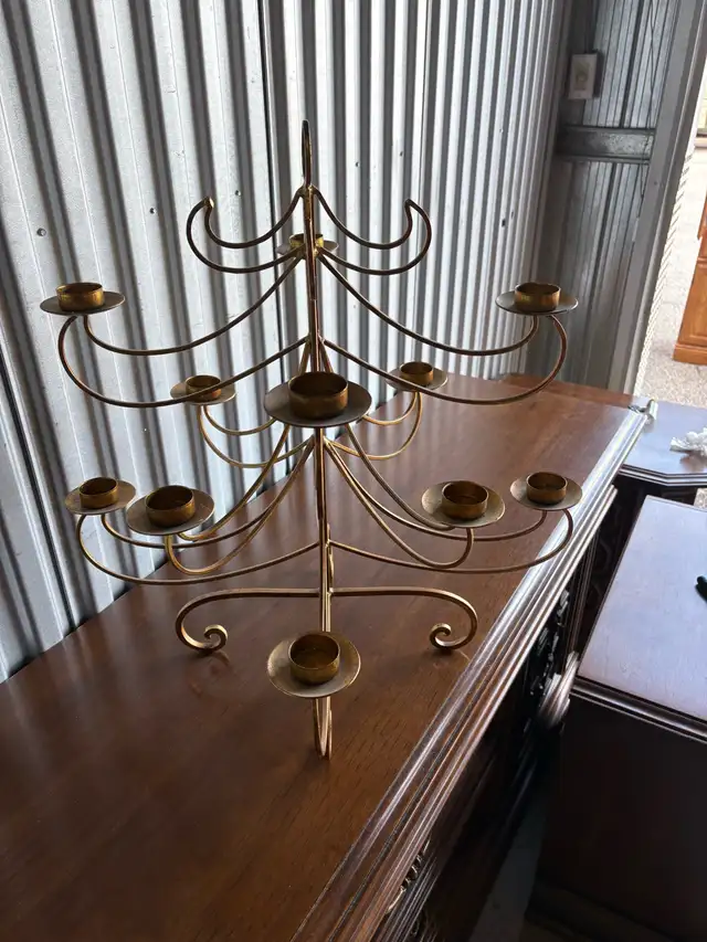 Free delivery used antique Gold Metal Candelabra - Photo 4