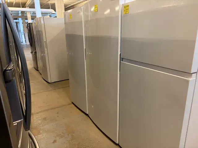 Appliance Warehouse - Photo 2