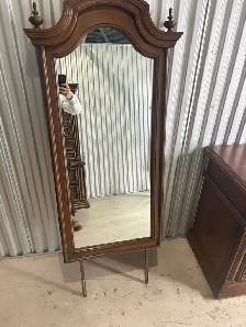 Free delivery used Vintage Ornate Wooden Wall Mirror
