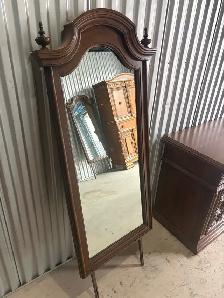 Free delivery used Vintage Ornate Wooden Wall Mirror - Photo 3