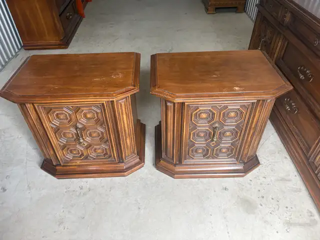 Free delivery used Vintage Wood Side Tables - Set of 2