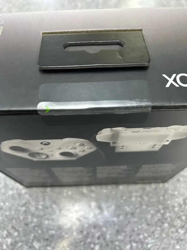 Xbox Elite Series 2 Core Controller New In Box - Photo 3