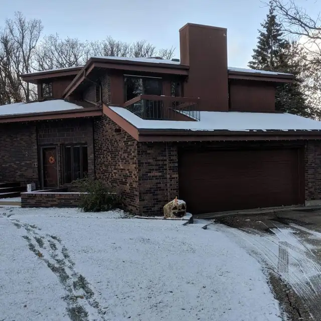 Garage Door Sales and Service 204-996-9600 - Photo 4