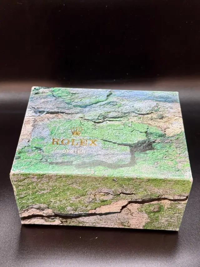 2004 Rolex Yachtmaster Platinum 40 16622 - Photo 10