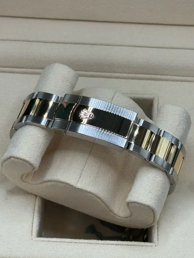 2023 Rolex Datejust 41 Two-Tone 126333 - Photo 4