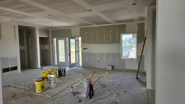 Taping and Painting !! - Photo 7