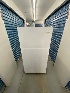 WHITE TOP FREEZER AVAILABLE