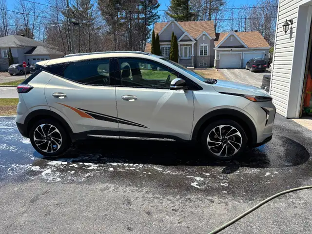 Chevrolet Bolt Premier 2023 - Photo 2
