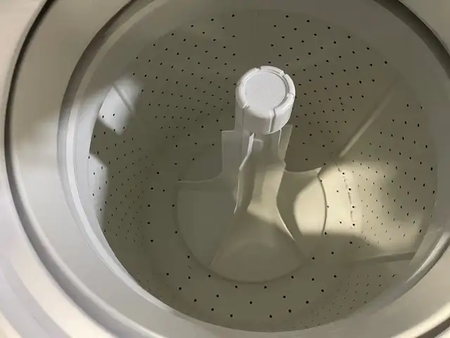 Laveuse sécheuse superposées (Stacker) blanches 27'' Frigidaire - Photo 3