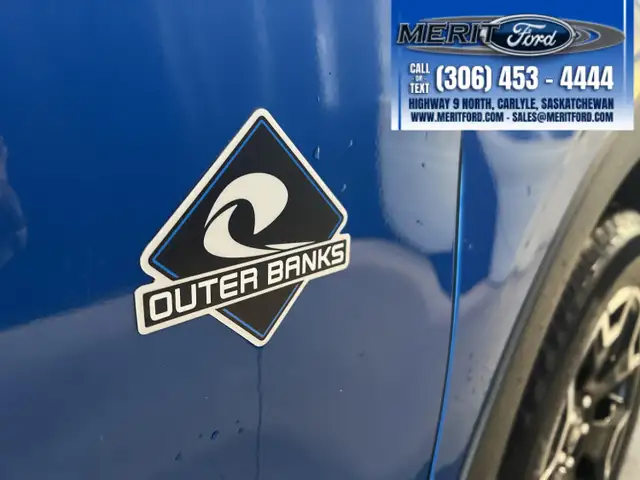 2025 Ford Bronco Sport Outer Banks 1.5L, Heated Seats 300A - Photo 3