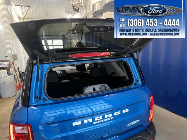 2025 Ford Bronco Sport Outer Banks 1.5L, Heated Seats 300A - Photo 12