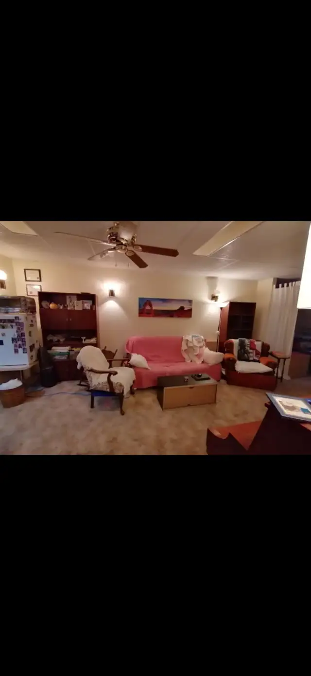 Basement suite for rent - Photo 3